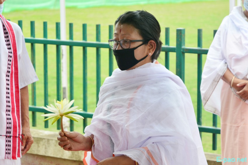 20th death anniversary of Arambam Samarendra: Floral Tribute at Khurai Shalanthong, Imphal :: 10th June, 2020