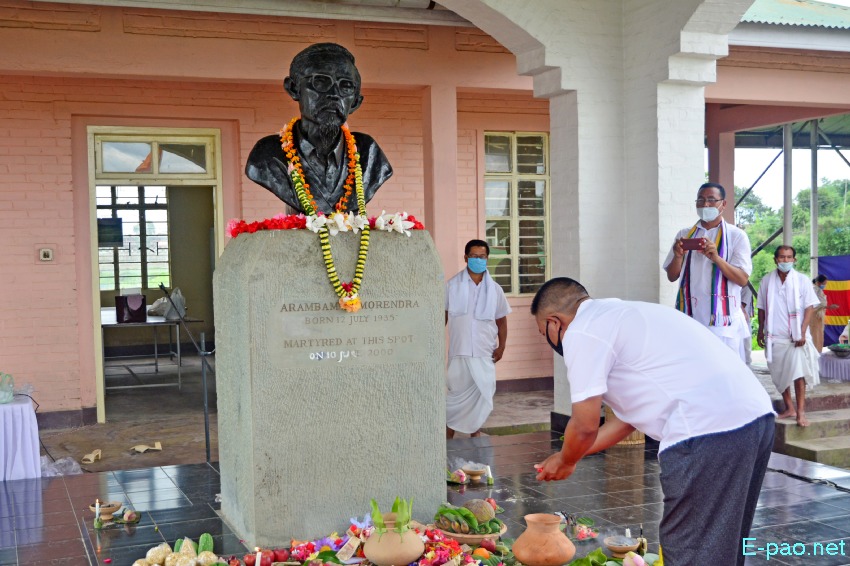 20th death anniversary of Arambam Samarendra: Floral Tribute at Khurai Shalanthong, Imphal :: 10th June, 2020