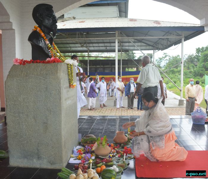 20th death anniversary of Arambam Samarendra: Floral Tribute at Khurai Shalanthong, Imphal :: 10th June, 2020
