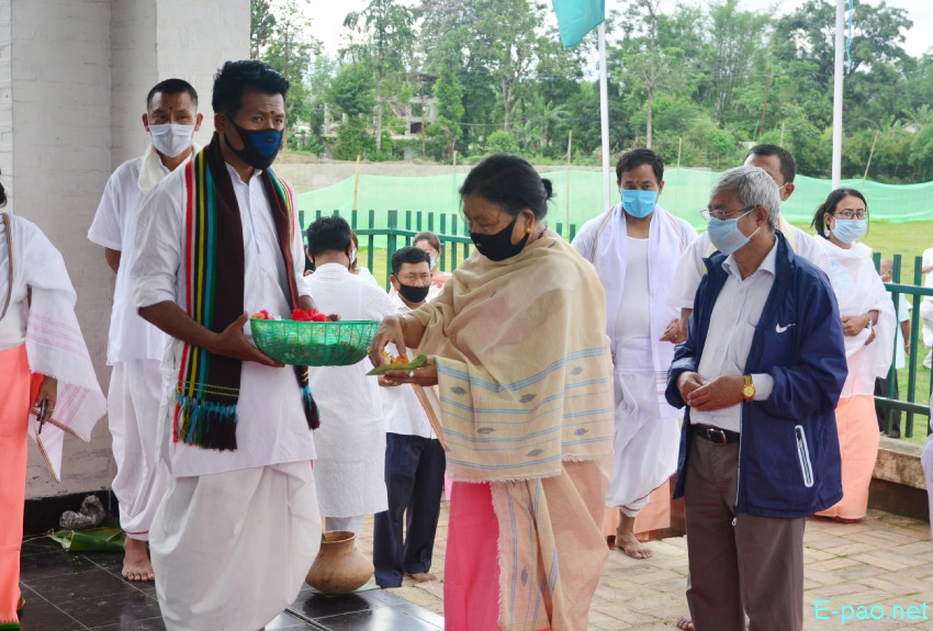 20th death anniversary of Arambam Samarendra: Floral Tribute at Khurai Shalanthong, Imphal :: 10th June, 2020