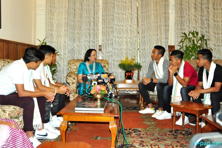 Manipur's Footballer who represented India at  U-17 FIFA World Cup honored by Governor Najma Heptulla  :: October 16 2017