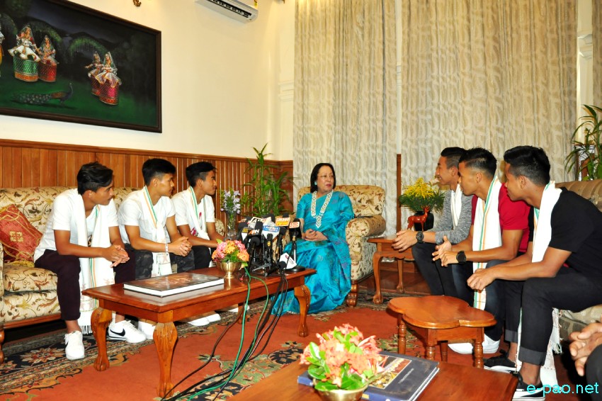 Manipur's Footballer who represented India at  U-17 FIFA World Cup honored by Governor Najma Heptulla  :: October 16 2017
