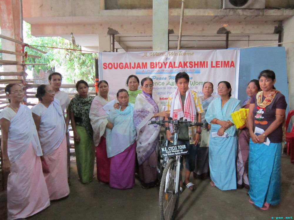 Sougaijam Bidyalaxmi Leima's NE cycle  tour to spread 'Crime against women and Children' : Pictures across NE  :: August-September 2013