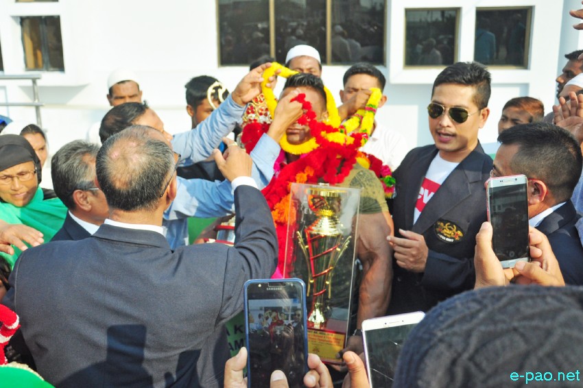 Md Awaysh Khan : Mr India - Winner of Gold Medal felicitated at Imphal Airport :: 3 April 2018