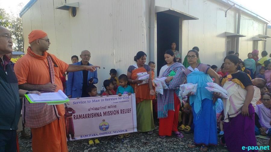 Winter Relief Services at relief camps at Sawombung and Keibi Makha Leikai :: 20th November, 2023