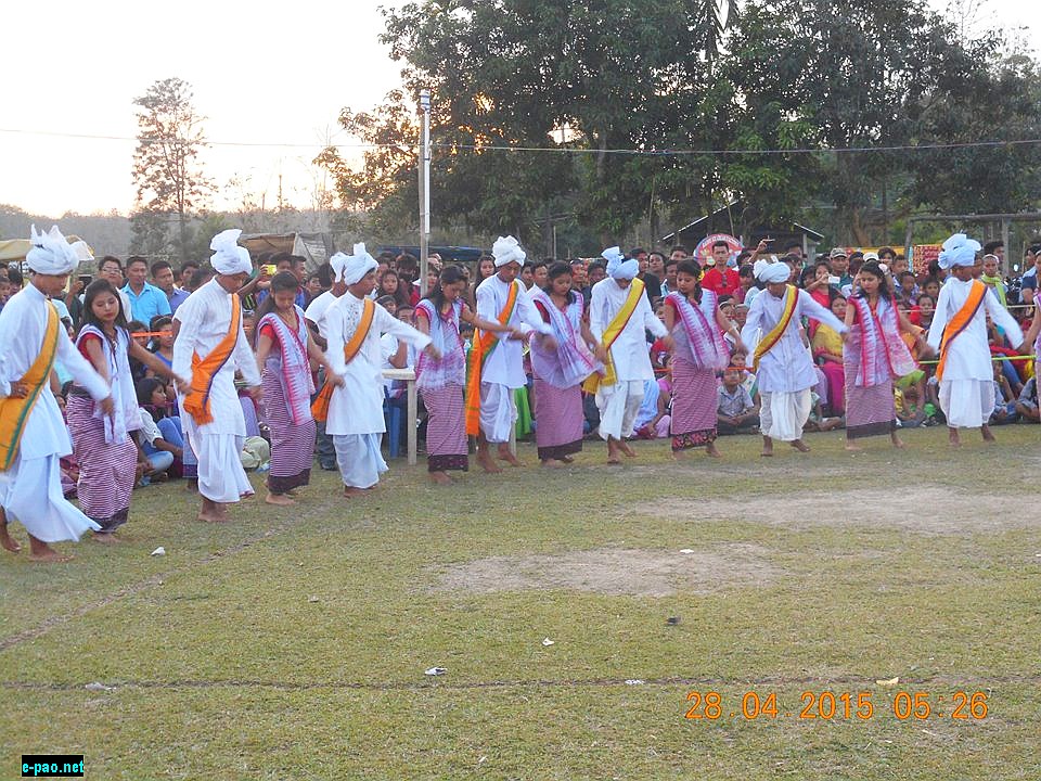 Thabal Chongba competition held in Gauranagar, Hojai Assam :: 28th, April, 2015