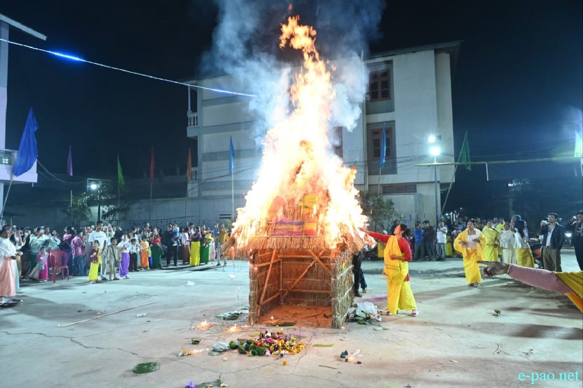 Yaoshang Mei Thaba :  Prayers to God and burning of Yaoshang Hut at Imphal  :: 03rd March 2026