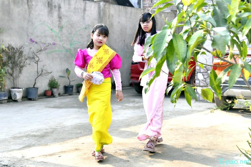 Yaoshang : Nakatheng Chatpa - Kids attired in traditional Yaoshang Dress at  Kakwa :: March 04th 2026