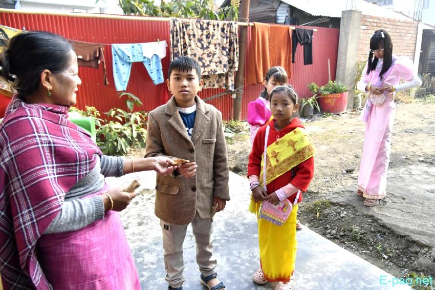 Yaoshang : Nakatheng Chatpa - Kids attired in traditional Yaoshang Dress at  Kakwa :: March 04th 2026