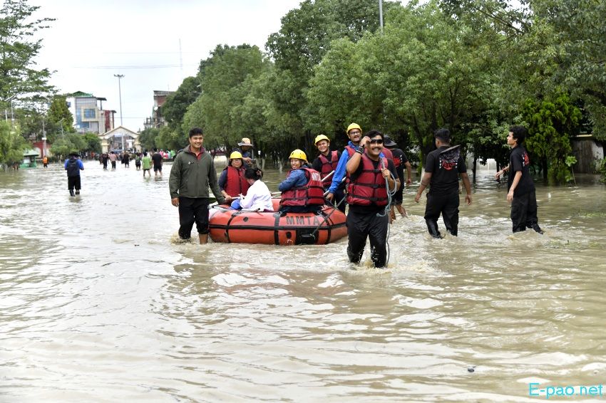 Extensive flooding at JNIMS Hospital in Imphal East : Massive breach of the Imphal River's embankment :: 01st June 2025