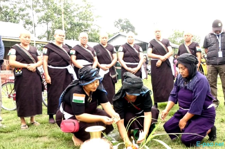 7 women from Sekmai area shaved off their hair : Bike Rally from Sekmai to Kangla :: 3rd May 2024