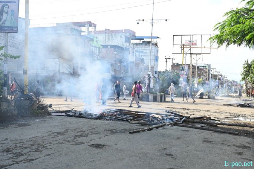 Widespread protests at New Checkon, Imphal East, over arrest of Arambai Tenggol commander :: June 09th 2025