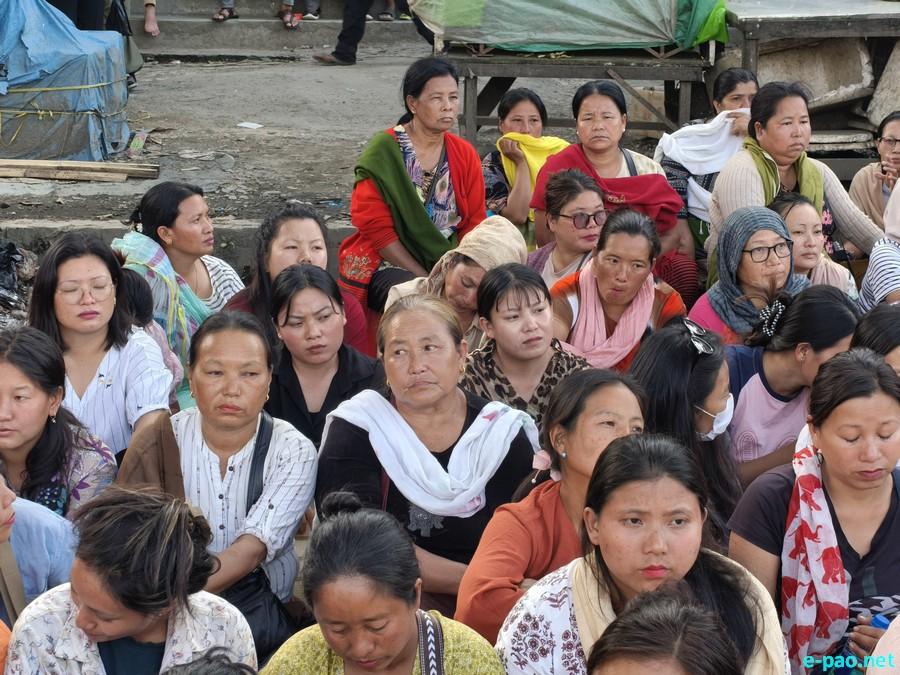 Women sit-in protest at Kanglatongbi on abduction of civilians :: May 14 2026