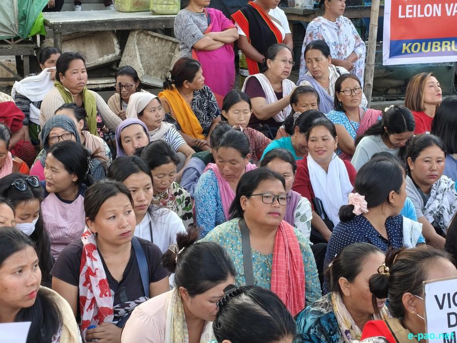 Women sit-in protest at Kanglatongbi on abduction of civilians :: May 14 2026
