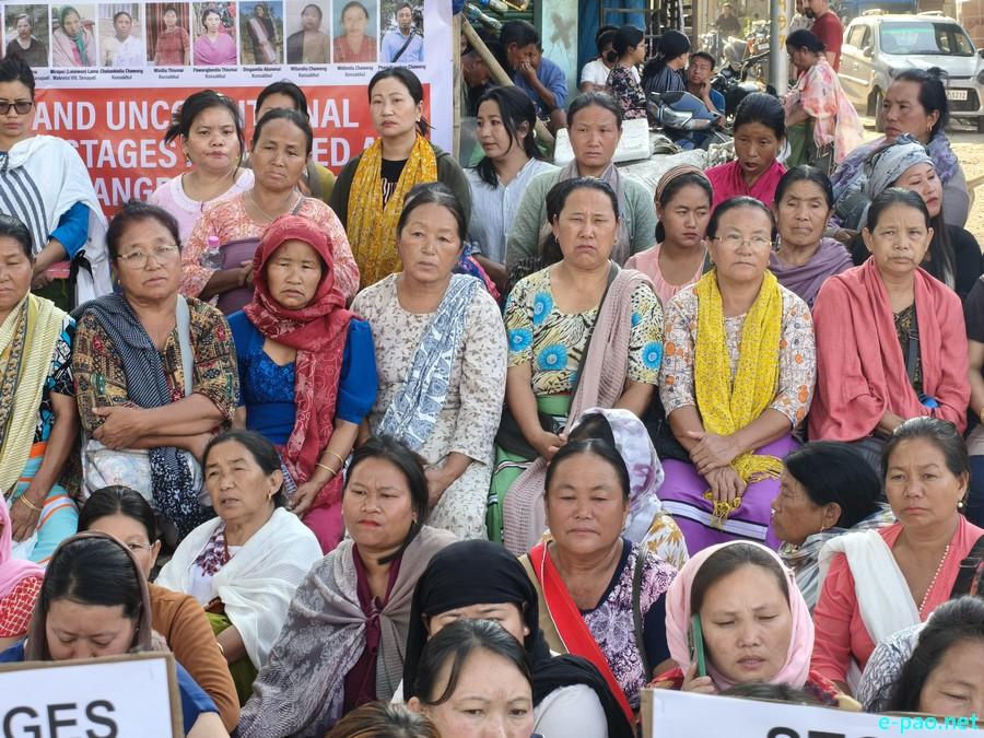 Women sit-in protest at Kanglatongbi on abduction of civilians :: May 14 2026