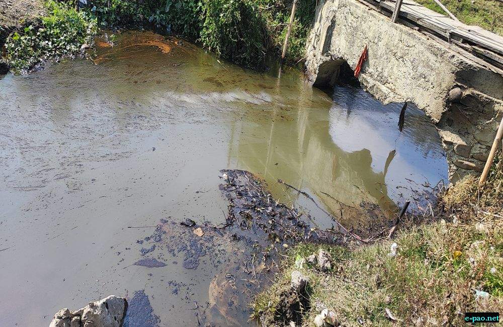 Leimakhong oil spill in some minor streams in Leimakhong area, Imphal West :: 11th January 2024